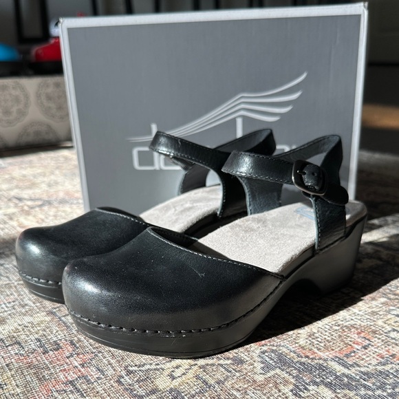 Dansko Black Leather Mules size 36 US 5.5-6 NEW with original box - Picture 6 of 8